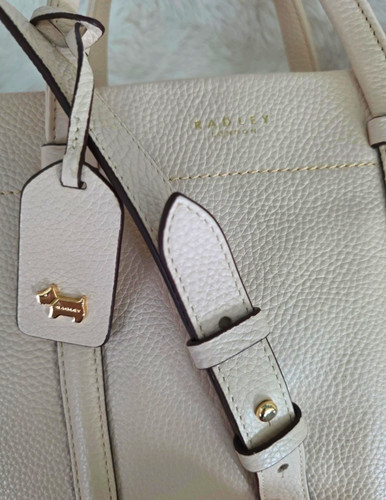 Radley london cream pebbled - london,