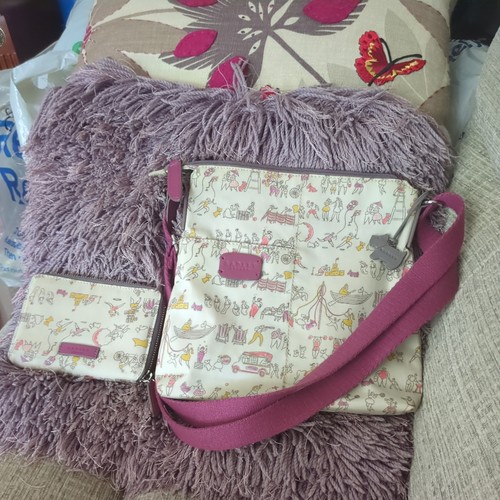 Radley set beside the seaside - radley,